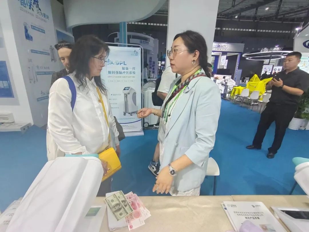 1694568621494401.jpg 640 (4).jpg